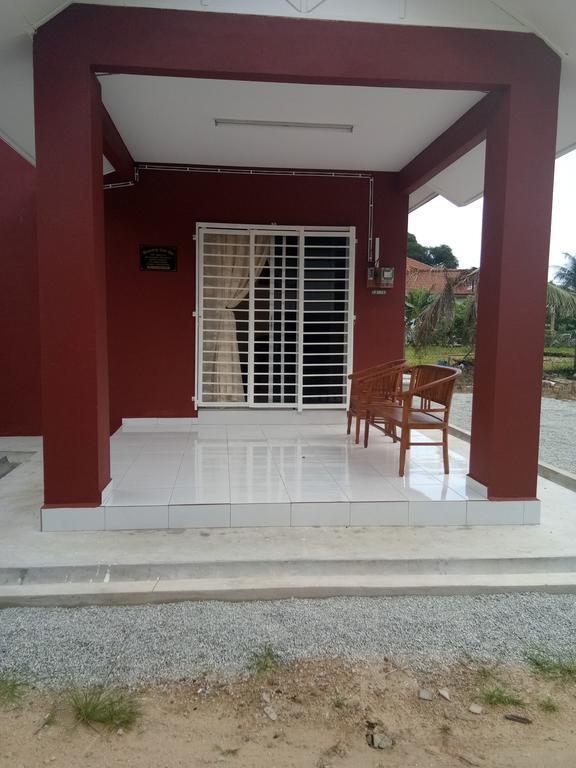 Homestay Azmi Zita Kuala Terengganu Exterior foto